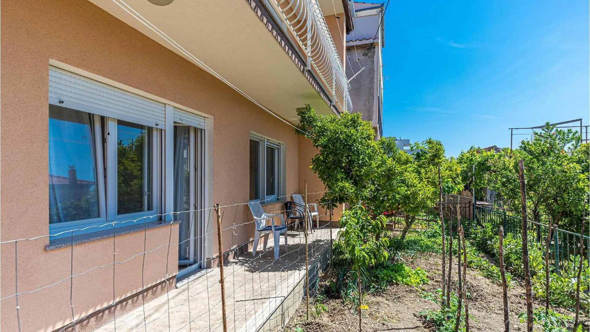 Stunning Apartment In Trogir With Kitchen